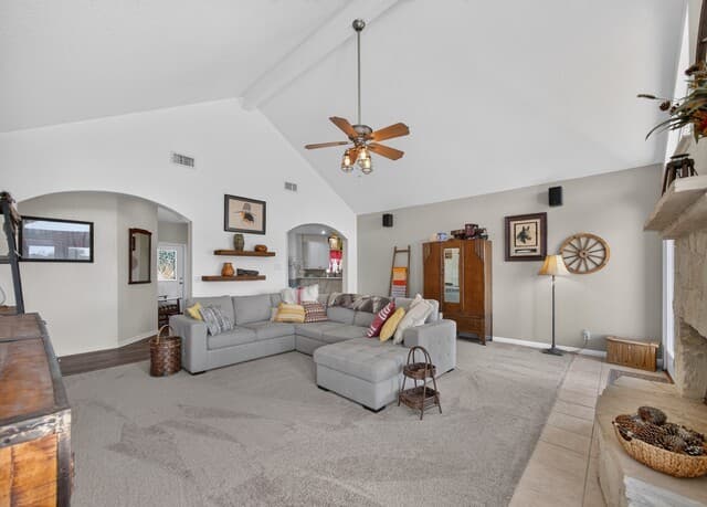 247  S Palo Alto Dr, Floresville, TX 78114 — photo 9