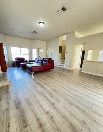 230  Saddlebrook Dr