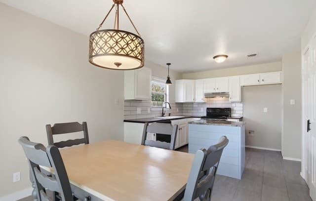 1518  33rd, Hondo, TX 78861 — photo 15