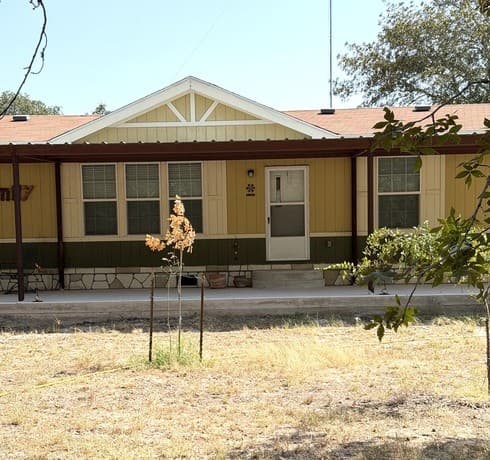 278  County Road 6767, Natalia, TX 78059 — photo 11