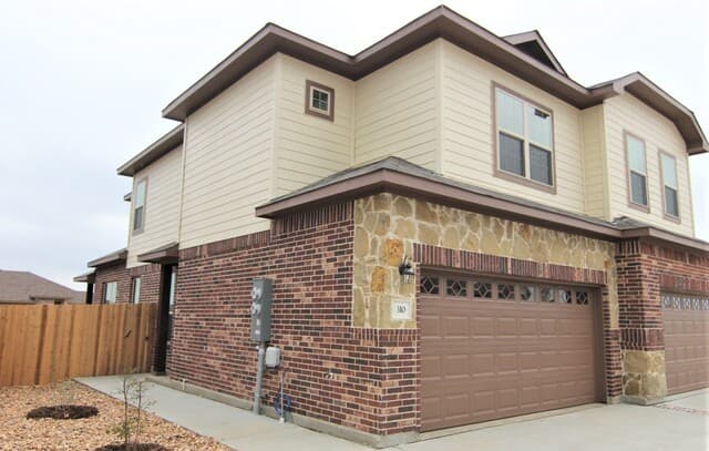310 Creekside Curv
