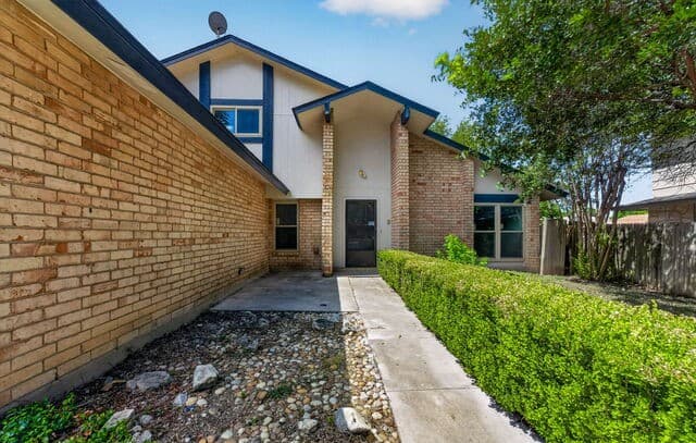 3538  Byron St, San Antonio, TX 78247 — photo 3