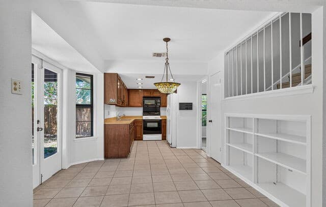 3538  Byron St, San Antonio, TX 78247 — photo 7