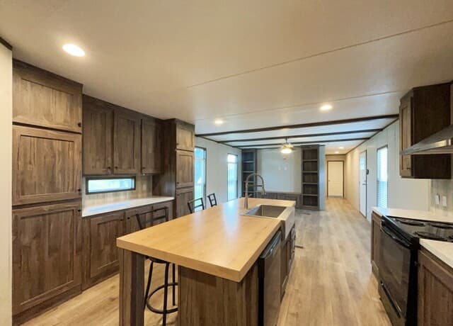 4426  Southern Trl, Von Ormy, TX 78073 — photo 9