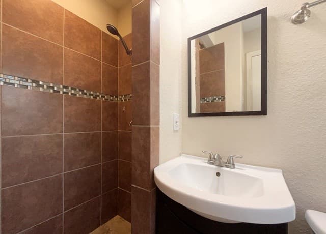 151  Sabyan Dr, San Antonio, TX 78218 — photo 13