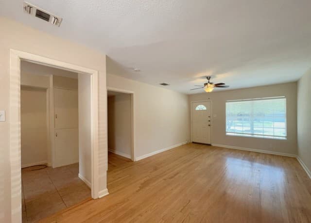 151  Sabyan Dr, San Antonio, TX 78218 — photo 4