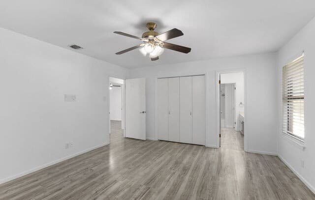 8719  Timberwick St, San Antonio, TX 78250 — photo 17