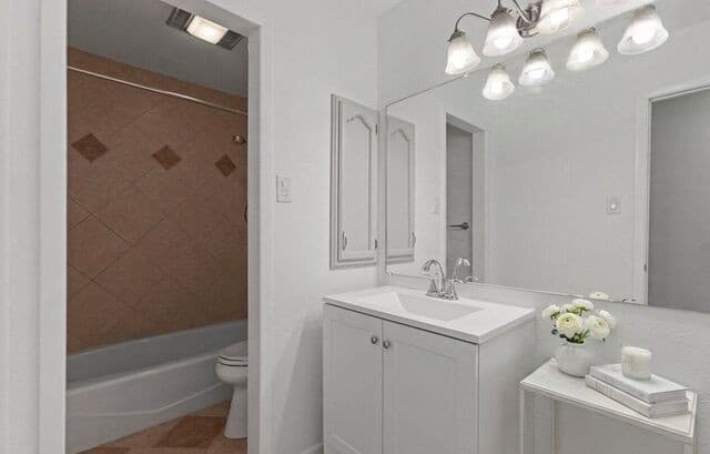 8719  Timberwick St, San Antonio, TX 78250 — photo 25