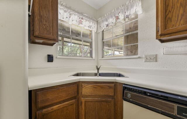 3629  Fox Run, Schertz, TX 78108 — photo 8