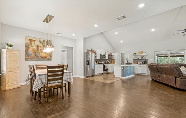 25375  US Highway 281 S, San Antonio, TX 78264 — photo 11