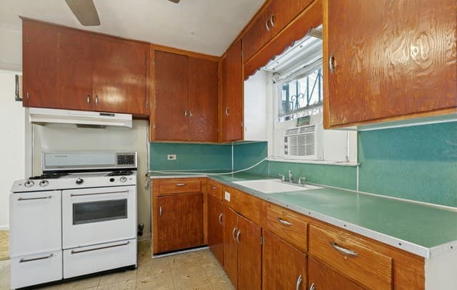 771  Linda Lou Dr, San Antonio, TX 78223 — photo 10
