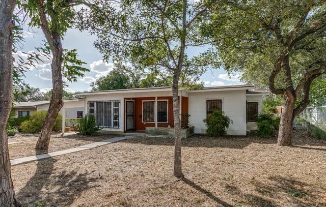 771  Linda Lou Dr, San Antonio, TX 78223 — photo 2