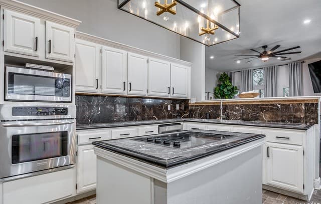 3207  Green Spg, San Antonio, TX 78247 — photo 13