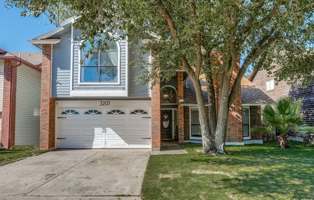 3207  Green Spg, San Antonio, TX 78247 — photo 2