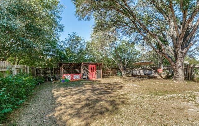 3207  Green Spg, San Antonio, TX 78247 — photo 23