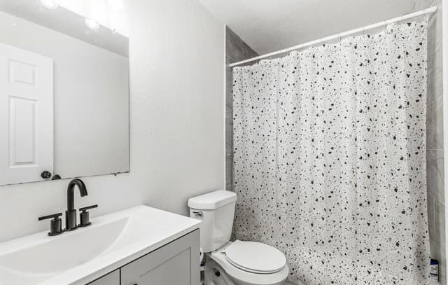 937  Avenue K, Poteet, TX 78065 — photo 16