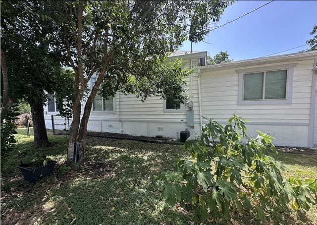 351  Belmont, San Antonio, TX 78202 — photo 5
