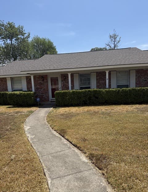 101 Creekside Drive