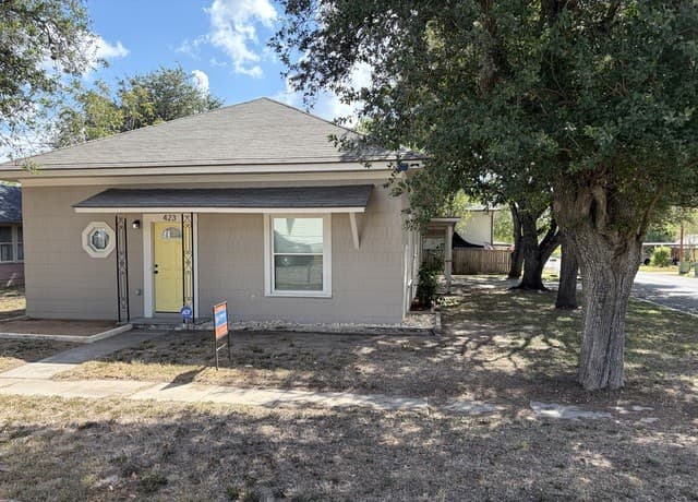 423 S 6th St, Kenedy, TX 78119 — photo 2