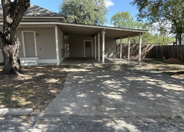 423 S 6th St, Kenedy, TX 78119 — photo 5