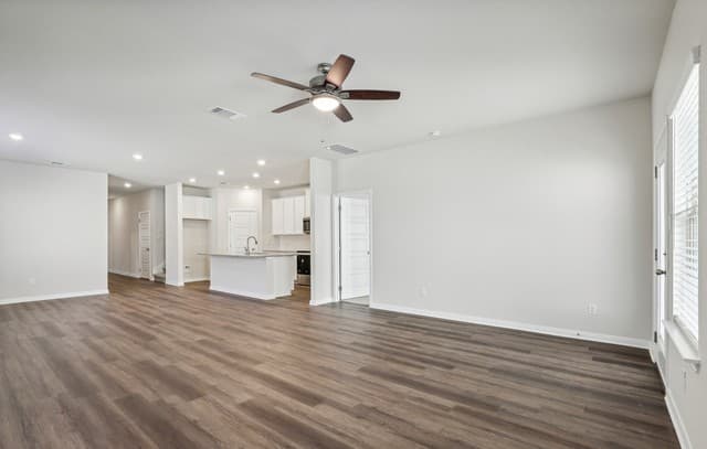 5528  McBride Street, Cibolo, TX 78108 — photo 6