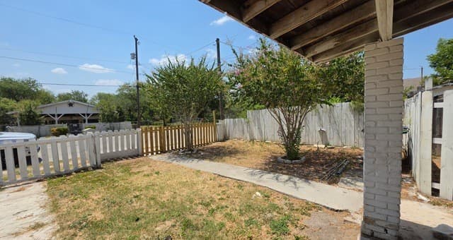 6443  Marcum Dr, San Antonio, TX 78227 — photo 5