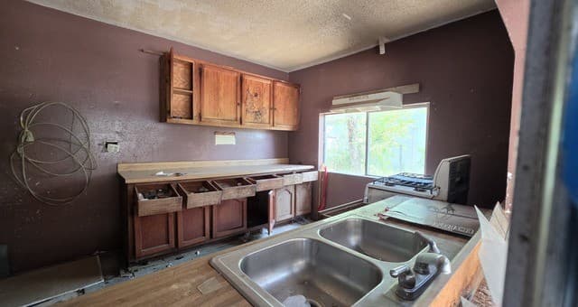 6443  Marcum Dr, San Antonio, TX 78227 — photo 8