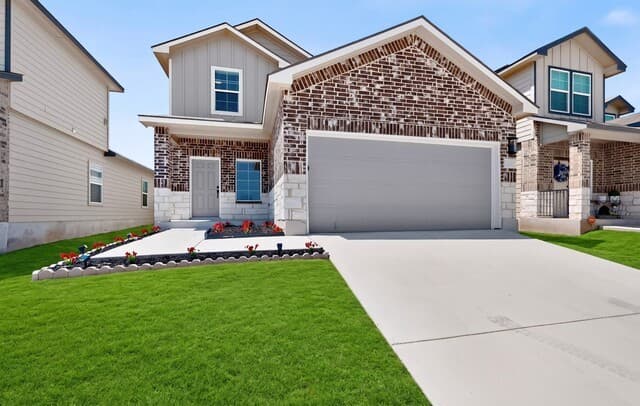 13511  Winemaker Dr, San Antonio, TX 78223 — photo 2