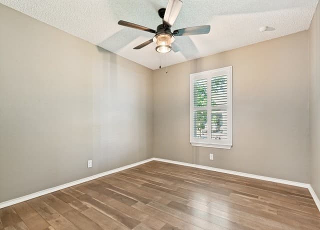 13318  Larkbrook St, San Antonio, TX 78233 — photo 14