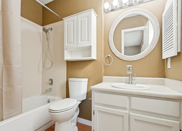 13318  Larkbrook St, San Antonio, TX 78233 — photo 17