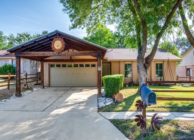 13318  Larkbrook St, San Antonio, TX 78233 — photo 4