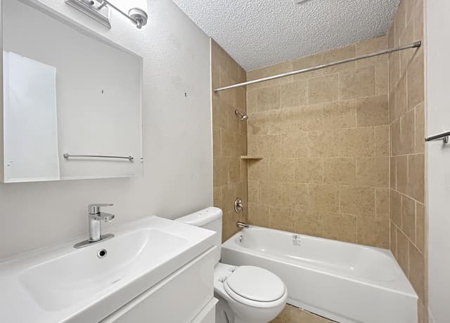 14702  Highland Peak, San Antonio, TX 78233 — photo 10