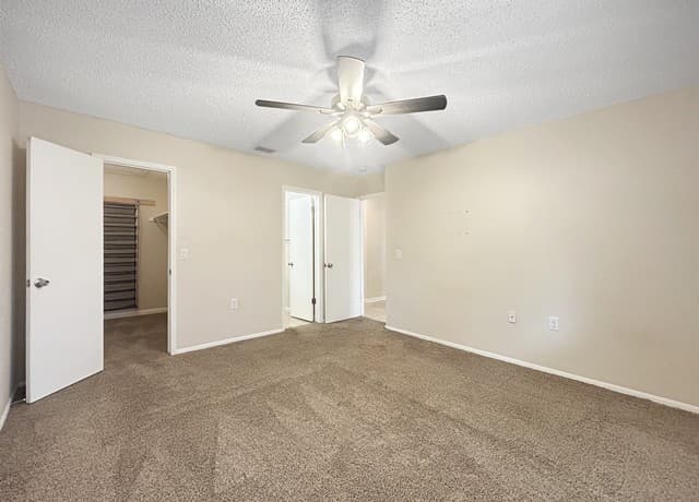 14702  Highland Peak, San Antonio, TX 78233 — photo 9