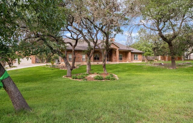 8639  Raintree Woods Dr, Fair Oaks Ranch, TX 78015 — photo 2