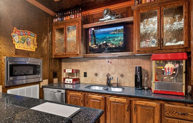 8639  Raintree Woods Dr, Fair Oaks Ranch, TX 78015 — photo 22