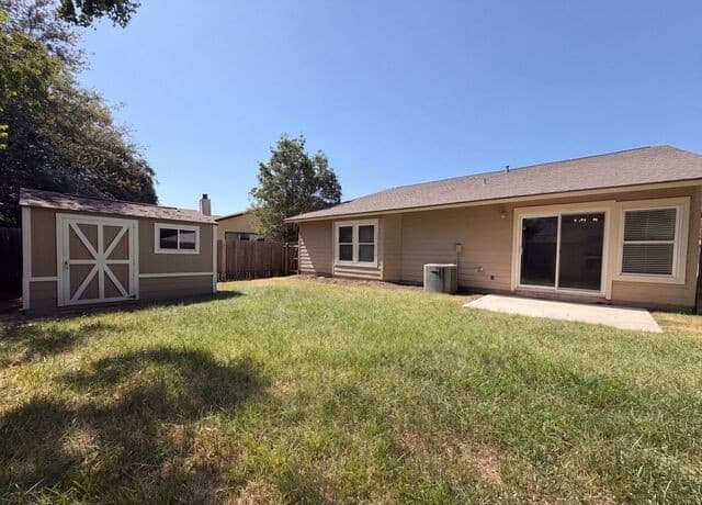6714  Country Swan, San Antonio, TX 78240 — photo 5