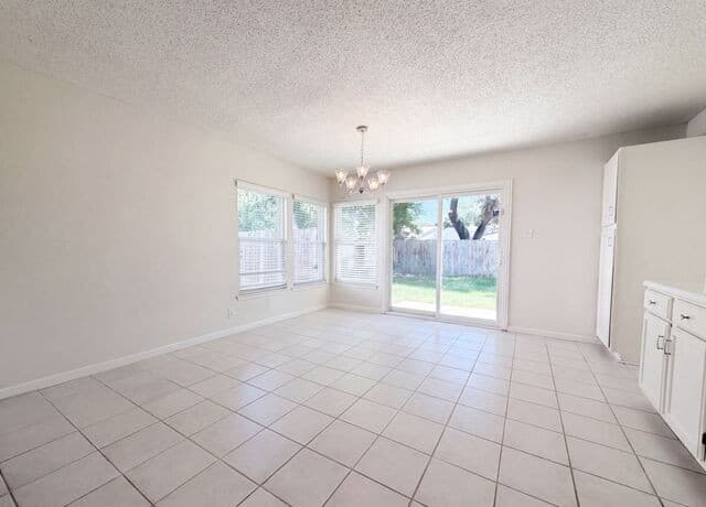 6714  Country Swan, San Antonio, TX 78240 — photo 6