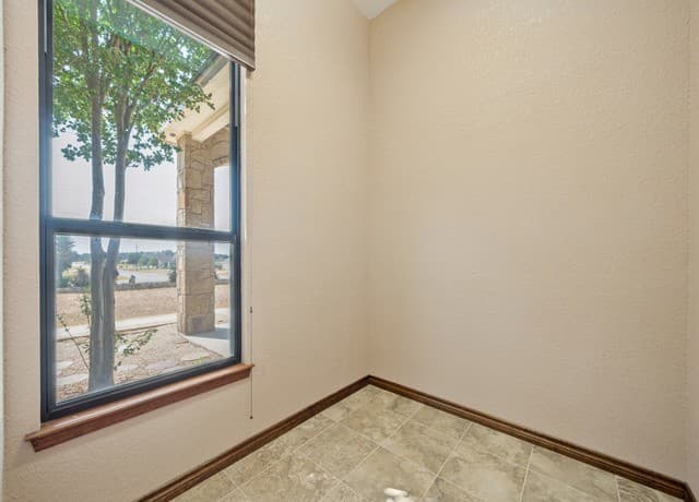 201  Abrego Lake, Floresville, TX 78114 — photo 12