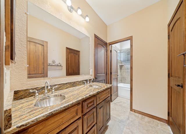 201  Abrego Lake, Floresville, TX 78114 — photo 19