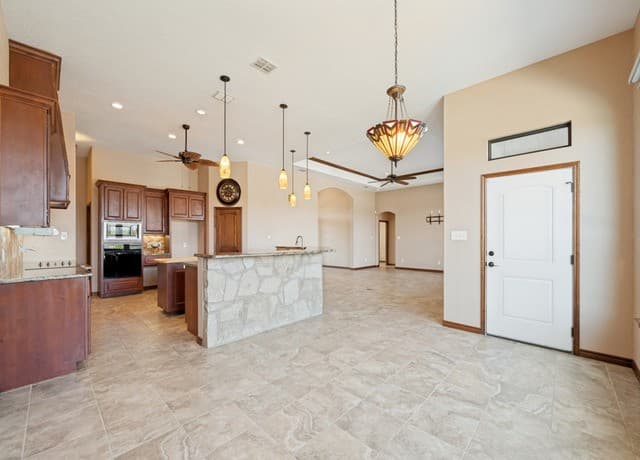 201  Abrego Lake, Floresville, TX 78114 — photo 6