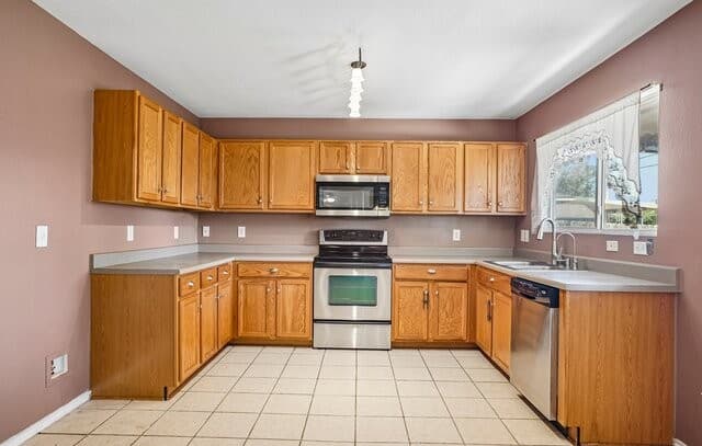 16406  Clydesdale Run, Selma, TX 78154 — photo 12