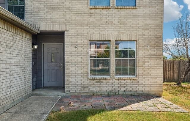 16406  Clydesdale Run, Selma, TX 78154 — photo 4