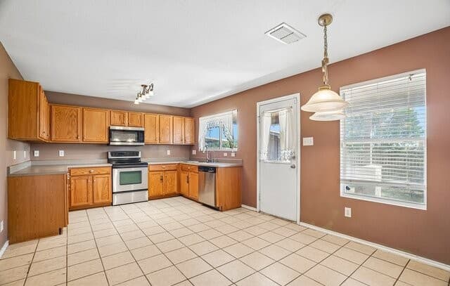 16406  Clydesdale Run, Selma, TX 78154 — photo 9