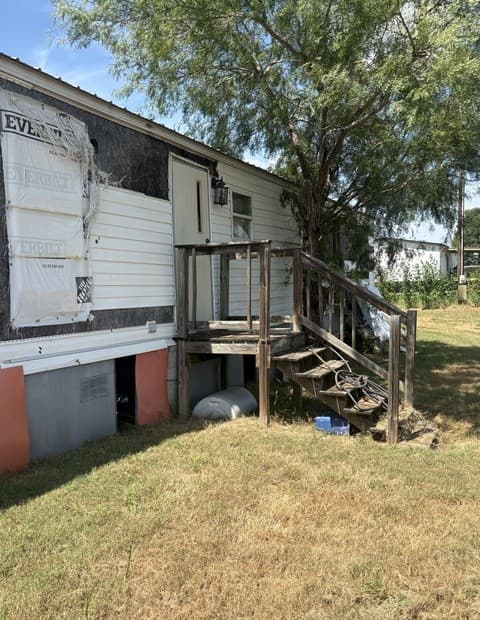 4410  County Road 334, Stockdale, TX 78160 — photo 13