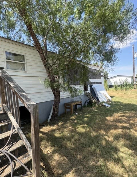 4410  County Road 334, Stockdale, TX 78160 — photo 15