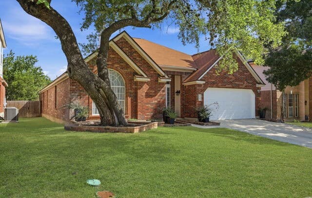 1347  Arrow Stone, San Antonio, TX 78258 — photo 2