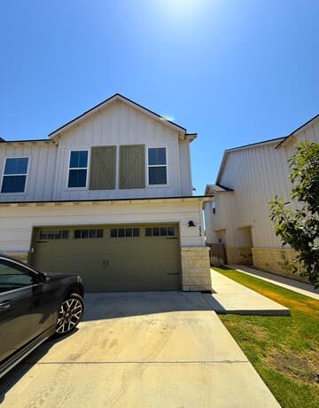 236 Sapphire Unit # 401