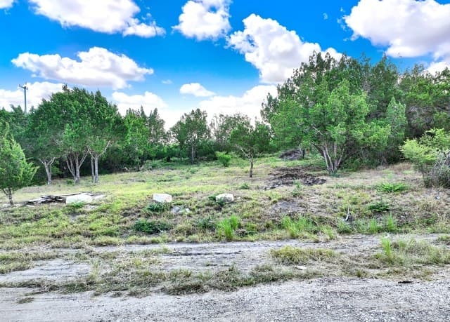 5908  Holly Ln, Cibolo, TX 78108 — photo 3