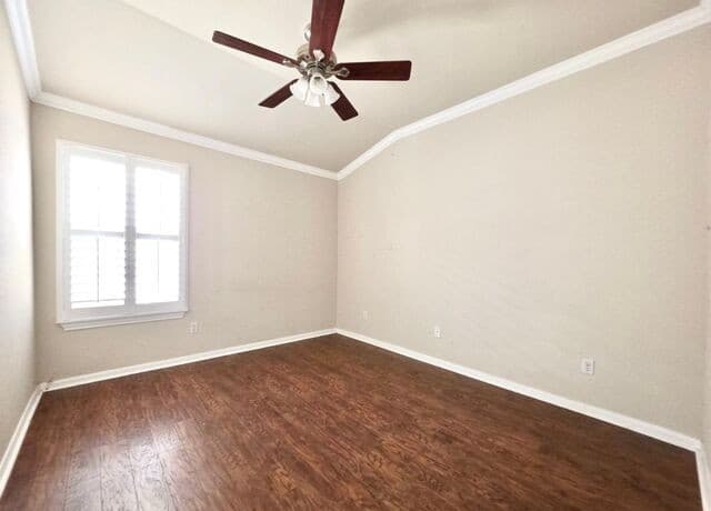 8510  El Camino Ct, San Antonio, TX 78254 — photo 11