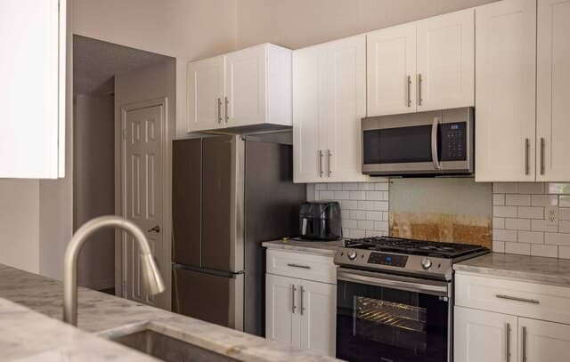 7307  Silent Spg, San Antonio, TX 78250 — photo 4
